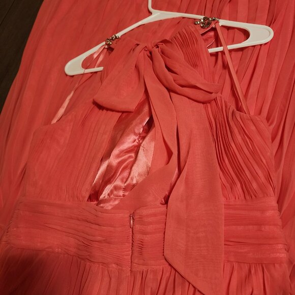 Eliza J Crystal Detail Pleated Gown NWT Pink Size 16 - Picture 8 of 14
